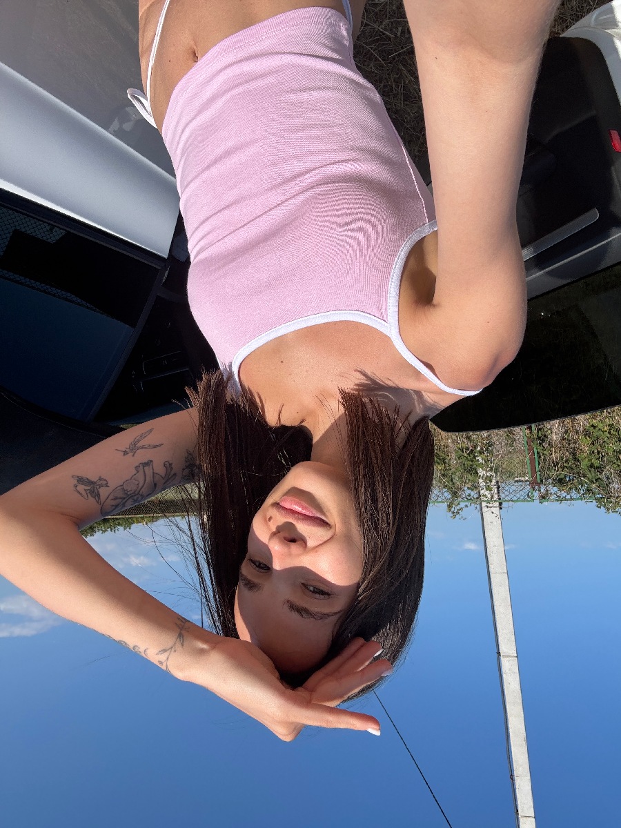 Sexy model Tina in Trujillo